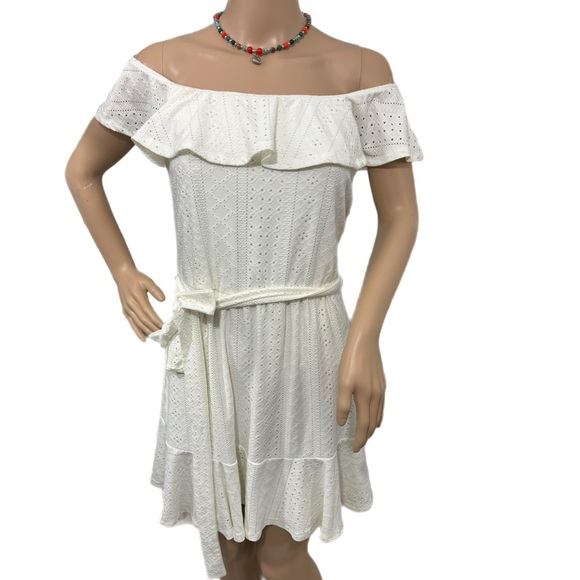 BCBGeneration Ruffled Off Shoulder Eyelet Mini Dress Womens Sz M Cottage White - Picture 4 of 11